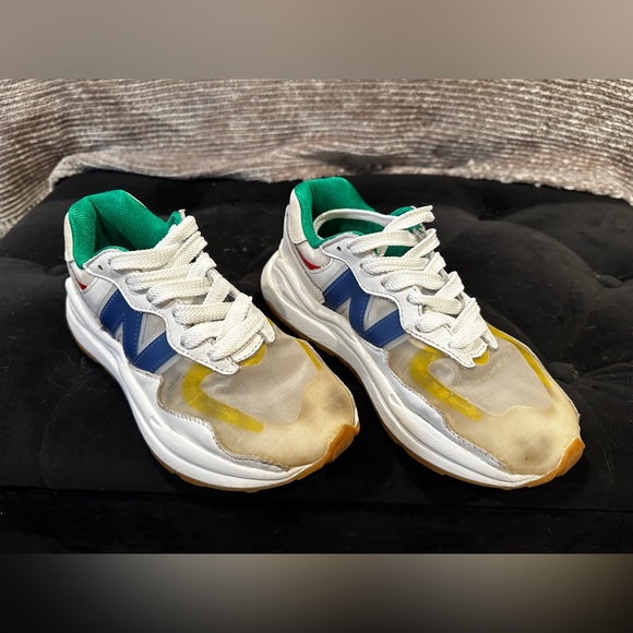 New balance running shoes - Picture 2 of 3